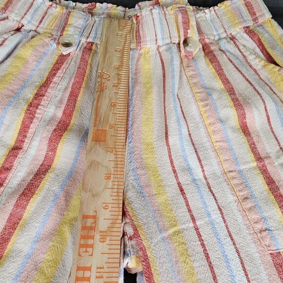 SO Striped Capri Elastic Waistband Front And Back Pockets Pants. Size Large - Picture 4 of 9